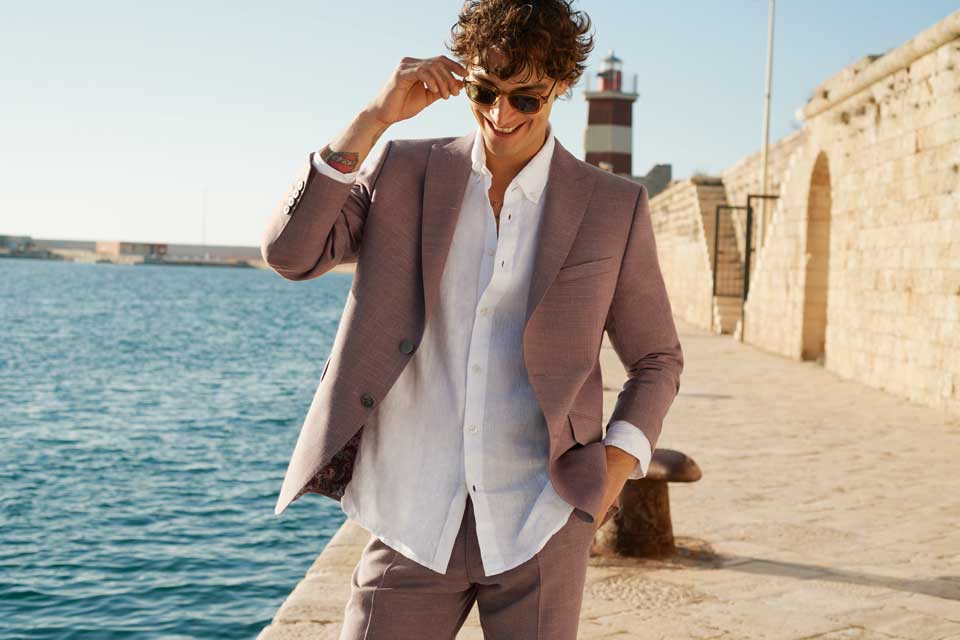 Hochzeitsmode am Meer